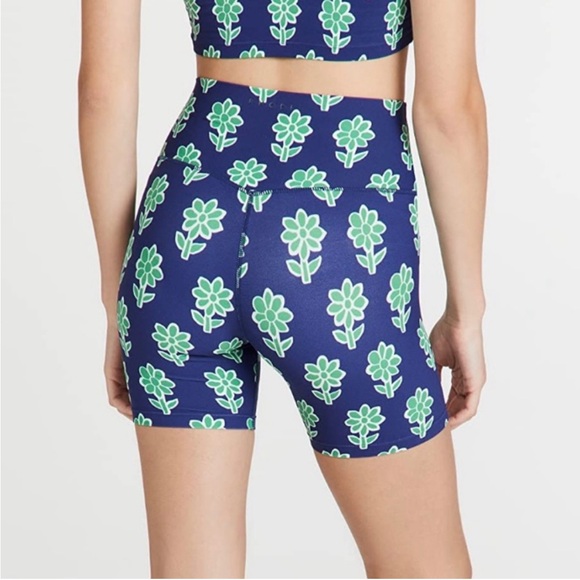 Rhode Activewear Set - Picture 3 of 6